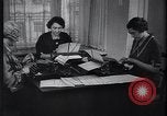 Standbild Rundstatler- GMBH Musik Schreibmaschine United States USA, 1937, aus Sekunde 10 historischem Filmmaterial Videoclip 65675038367