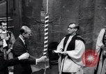 Standbild Prince Phillip London England Vereinigtes Königreich, 1962, aus Sekunde 37 historischem Filmmaterial Videoclip 65675038385