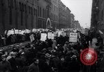 Standbild Protest New York United States USA, 1937, aus Sekunde 22 historischem Filmmaterial Videoclip 65675038386