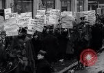 Standbild Protest New York United States USA, 1937, aus Sekunde 27 historischem Filmmaterial Videoclip 65675038386