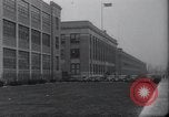 Standbild Arbeitnehmer Detroit Michigan USA, 1937, aus Sekunde 3 historischem Filmmaterial Videoclip 65675038387