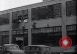 Standbild Arbeitnehmer Detroit Michigan USA, 1937, aus Sekunde 8 historischem Filmmaterial Videoclip 65675038387