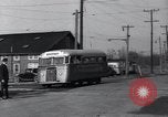 Image railroad hybride de bus Arlington Virginia USA, 1937, de la seconde 3 séquences d'archives historiques vidéo 65675038390