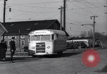 Image railroad hybride de bus Arlington Virginia USA, 1937, de la seconde 4 séquences d'archives historiques vidéo 65675038390