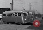Image railroad hybride de bus Arlington Virginia USA, 1937, de la seconde 6 séquences d'archives historiques vidéo 65675038390