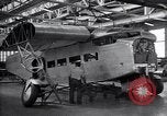 Image Ford Tri Motor United States USA, 1927, de la seconde 11 séquences d'archives historiques vidéo 65675038391