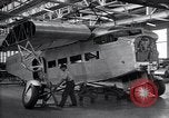 Image Ford Tri Motor United States USA, 1927, de la seconde 13 séquences d'archives historiques vidéo 65675038391