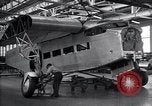 Image Ford Tri Motor United States USA, 1927, de la seconde 15 séquences d'archives historiques vidéo 65675038391