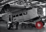 Image Ford Tri Motor United States USA, 1927, de la seconde 16 séquences d'archives historiques vidéo 65675038391