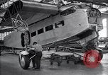 Image Ford Tri Motor United States USA, 1927, de la seconde 23 séquences d'archives historiques vidéo 65675038391