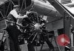 Image Ford Tri Motor United States USA, 1927, de la seconde 42 séquences d'archives historiques vidéo 65675038391