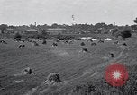 Standbild Weizen Feld in der Nähe von Factory United States USA, 1917, aus Sekunde 5 historischem Filmmaterial Videoclip 65675038397