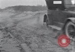 Standbild Ford Motor Car United States USA, 1927, aus Sekunde 29 historischem Filmmaterial Videoclip 65675038404
