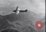 Standbild Ford Trimotor mit Native American Indian Familie Albuquerque New Mexico USA, 1928, aus Sekunde 51 historischem Filmmaterial Videoclip 65675038420