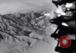 Standbild Ford Trimotor Flugzeug fliegt nach Kingman Albuquerque New Mexico USA, 1928, aus Sekunde 36 historischem Filmmaterial Videoclip 65675038421