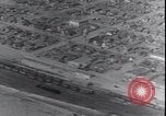 Standbild Ford Trimotor Flugzeug fliegt nach Kingman Albuquerque New Mexico USA, 1928, aus Sekunde 52 historischem Filmmaterial Videoclip 65675038421