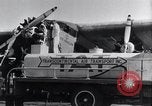 Standbild Ford Trimotor Flugzeug fliegt nach Kingman Albuquerque New Mexico USA, 1928, aus Sekunde 59 historischem Filmmaterial Videoclip 65675038421