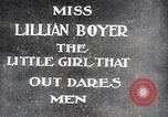 Standbild Lillian Boyer Chattanooga Tennessee USA, 1920, aus Sekunde 35 historischem Filmmaterial Videoclip 65675038423