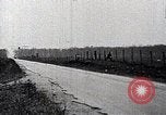 Standbild Lillian Boyer und Luftakrobatik Chattanooga Tennessee USA, 1920, aus Sekunde 29 historischem Filmmaterial Videoclip 65675038424