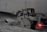 Image charrue géant Santa Ana California USA, 1937, de la seconde 17 séquences d'archives historiques vidéo 65675038441