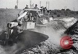 Image charrue géant Santa Ana California USA, 1937, de la seconde 41 séquences d'archives historiques vidéo 65675038441