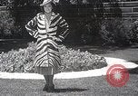 Immagine di Le stelle del cinema Hollywood Los Angeles California USA, 1937, secondo 62 filmato di repertorio 65675038446