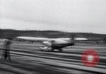 Immagine di Airphibian aerobile auto volante Danbury Connecticut USA, 1946, secondo 22 filmato di repertorio 65675038447