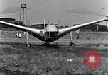 Standbild US Army Air Corps XR 1 Hubschrauber Eddystone Pennsylvania United States USA, 1941, aus Sekunde 16 historischem Filmmaterial Videoclip 65675038460