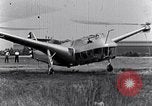 Standbild US Army Air Corps XR 1 Hubschrauber Eddystone Pennsylvania United States USA, 1941, aus Sekunde 41 historischem Filmmaterial Videoclip 65675038460