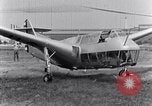 Standbild US Army Air Corps XR 1 Hubschrauber Eddystone Pennsylvania United States USA, 1941, aus Sekunde 56 historischem Filmmaterial Videoclip 65675038460