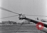 Standbild US Army Air Corps XR 1 Hubschrauber Eddystone Pennsylvania United States USA, 1941, aus Sekunde 61 historischem Filmmaterial Videoclip 65675038460