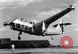 Standbild US Army Air Corps XR 1 Hubschrauber Pennsylvania USA, 1941, aus Sekunde 17 historischem Filmmaterial Videoclip 65675038462