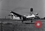 Standbild US Army Air Corps XR 1 Hubschrauber Pennsylvania USA, 1941, aus Sekunde 58 historischem Filmmaterial Videoclip 65675038462