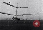 Standbild D'Ascanio Hubschrauber Ciampino Italien, 1930, aus Sekunde 52 historischem Filmmaterial Videoclip 65675038467