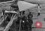 Standbild De Bothezat Hubschrauber Dayton Ohio USA, 1922, aus Sekunde 33 historischem Filmmaterial Videoclip 65675038469