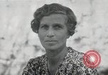 Standbild der englischen Frau Manila Philippinen, 1945, aus Sekunde 3 historischem Filmmaterial Videoclip 65675038478