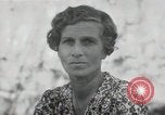 Standbild der englischen Frau Manila Philippinen, 1945, aus Sekunde 5 historischem Filmmaterial Videoclip 65675038478