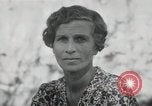 Standbild der englischen Frau Manila Philippinen, 1945, aus Sekunde 8 historischem Filmmaterial Videoclip 65675038478