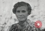 Standbild der englischen Frau Manila Philippinen, 1945, aus Sekunde 10 historischem Filmmaterial Videoclip 65675038478
