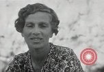 Standbild der englischen Frau Manila Philippinen, 1945, aus Sekunde 22 historischem Filmmaterial Videoclip 65675038478