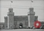 Standbild Kriegsgefangenen Muntilupa Philippinen, 1945, aus Sekunde 27 historischem Filmmaterial Videoclip 65675038480