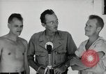 Image des prisonniers de guerre Muntilupa Philippines, 1945, de la seconde 27 séquences d'archives historiques vidéo 65675038484