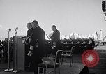 Standbild Vice Admiral Ingersoll Yokosuka in Japan, 1957, aus Sekunde 19 historischem Filmmaterial Videoclip 65675038494