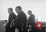 Standbild Vice Admiral Ingersoll Yokosuka in Japan, 1957, aus Sekunde 27 historischem Filmmaterial Videoclip 65675038494