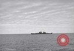Standbild amerikanischen Kreuzer USS Saint Paul westlichen pazifischen Ozean, 1957, aus Sekunde 41 historischem Filmmaterial Videoclip 65675038495