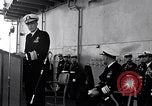 Standbild Vice Admiral Ingersoll Yokosuka in Japan, 1957, aus Sekunde 15 historischem Filmmaterial Videoclip 65675038497