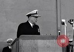 Standbild Vice Admiral Ingersoll Yokosuka in Japan, 1957, aus Sekunde 52 historischem Filmmaterial Videoclip 65675038498