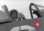 Standbild Lieutenant Commander Coffman Korea, 1950, aus Sekunde 3 historischem Filmmaterial Videoclip 65675038521