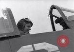 Standbild Lieutenant Commander Coffman Korea, 1950, aus Sekunde 6 historischem Filmmaterial Videoclip 65675038521
