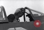 Standbild Lieutenant Commander Coffman Korea, 1950, aus Sekunde 15 historischem Filmmaterial Videoclip 65675038521